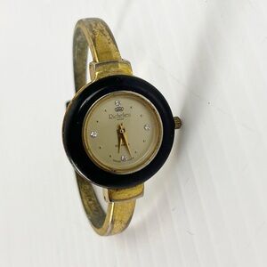 Vintage Richelieu Swiss Made Quartz Stainless Steel Gold Watch